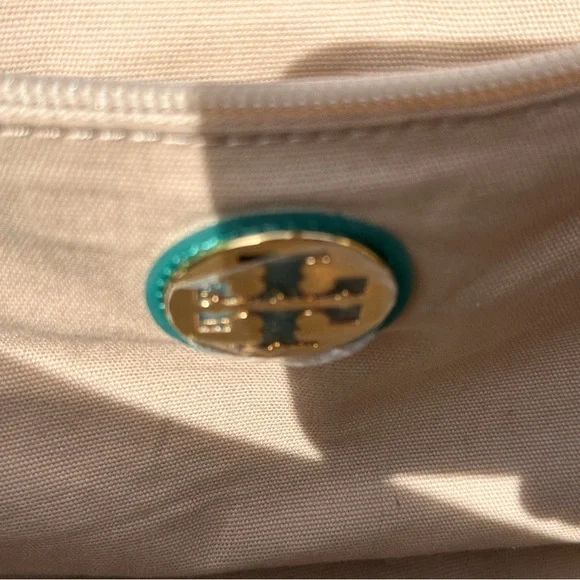 Tory Burch Geo Beach Tote - Picture 11 of 13